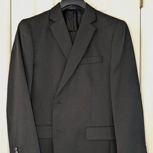 Stafford Traveler Black Suit 42R
